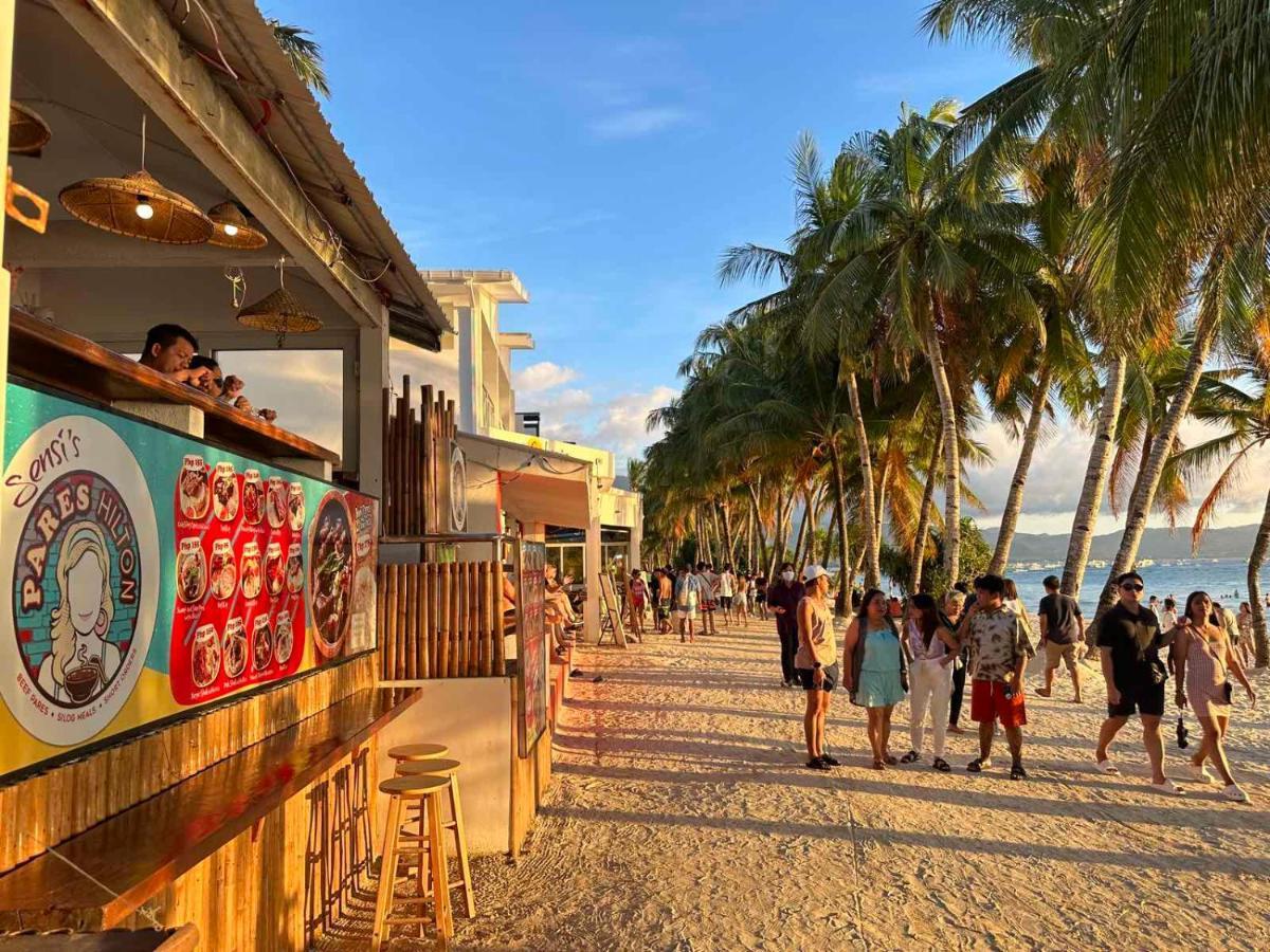 Calypso Beach And Dive Resort Manoc-Manoc Экстерьер фото
