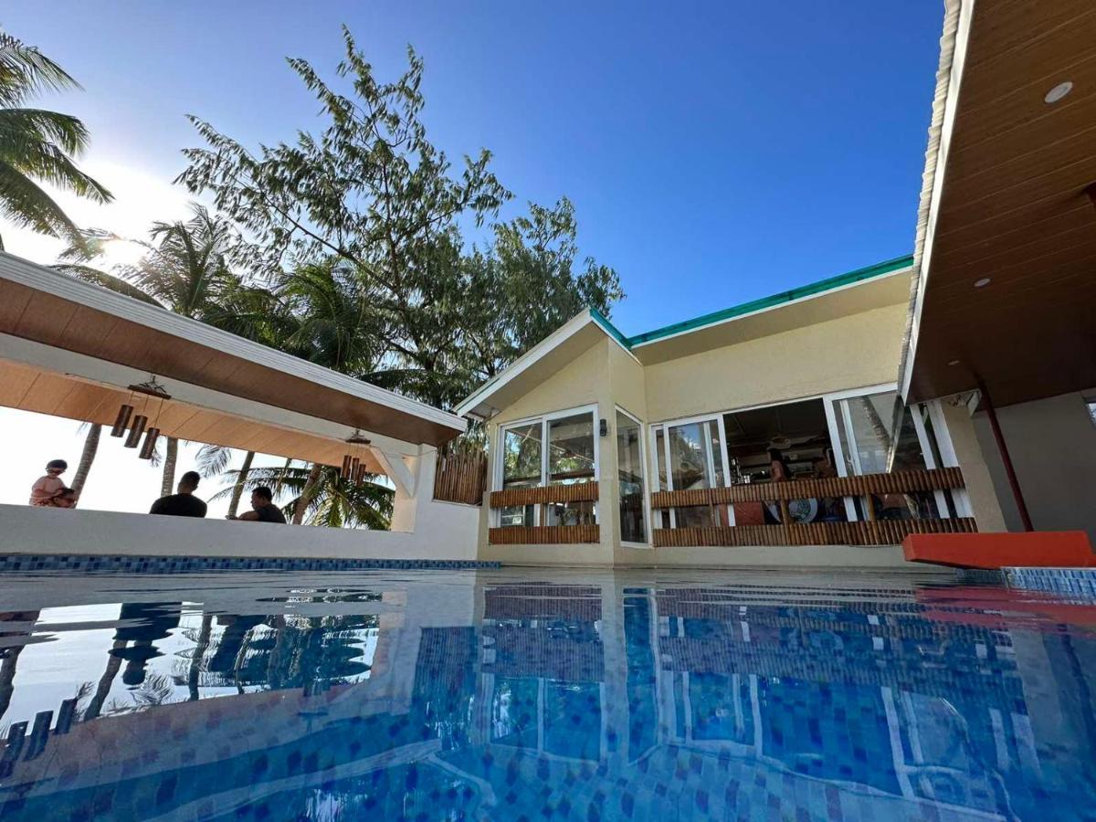 Calypso Beach And Dive Resort Manoc-Manoc Экстерьер фото