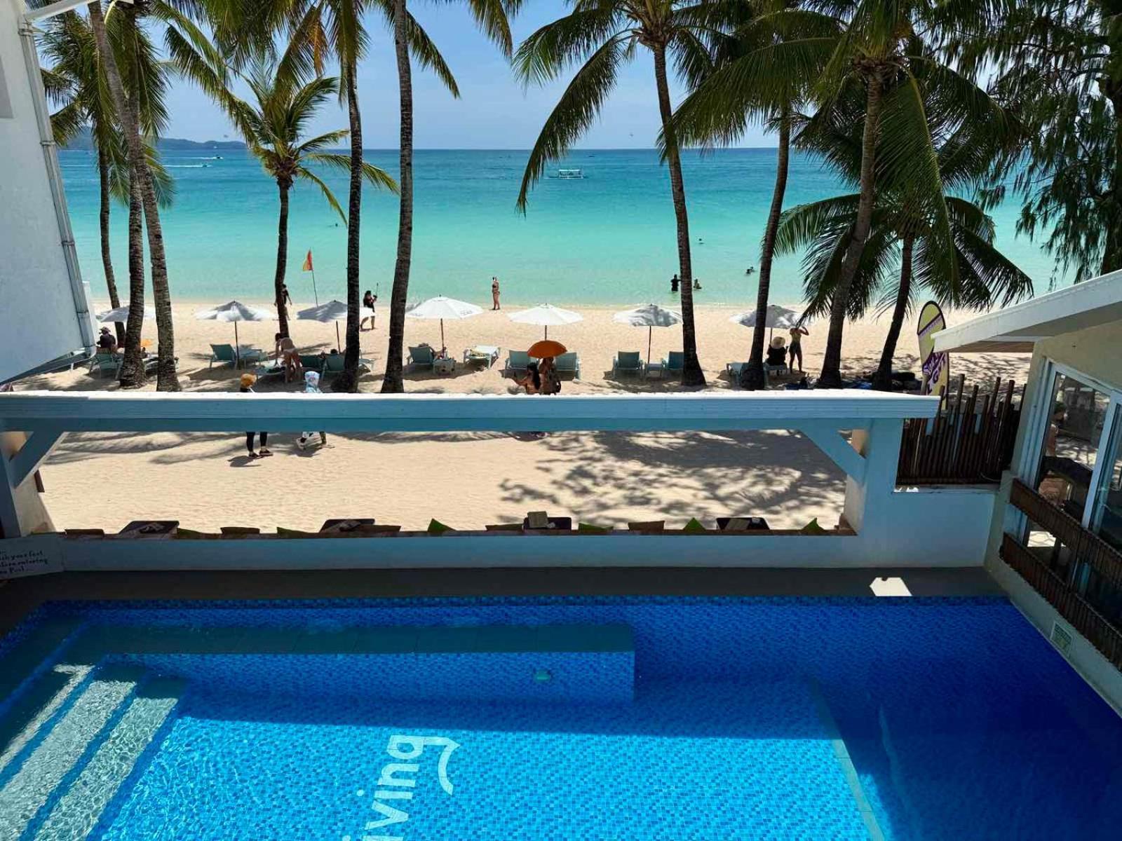 Calypso Beach And Dive Resort Manoc-Manoc Экстерьер фото